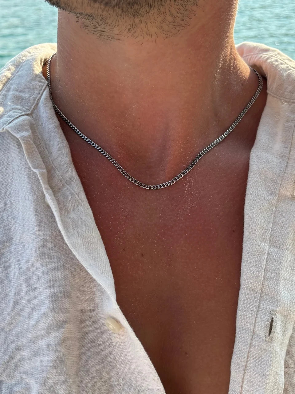 The Classic Silver Chain