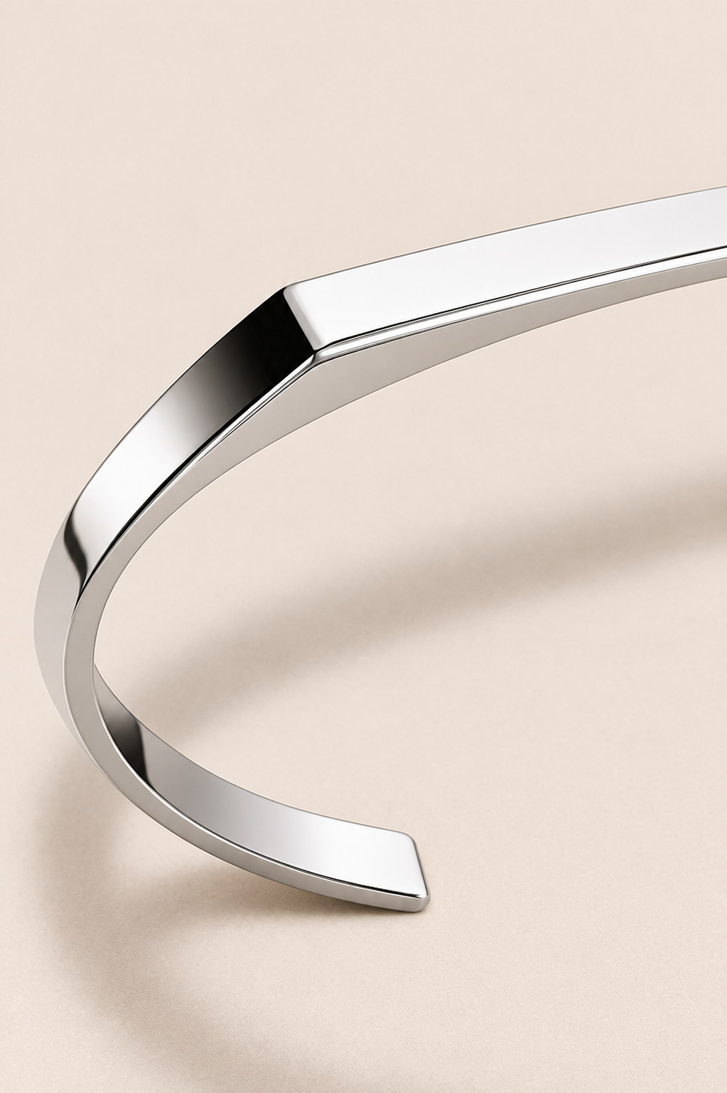 Das Aura Signet Silberarmband