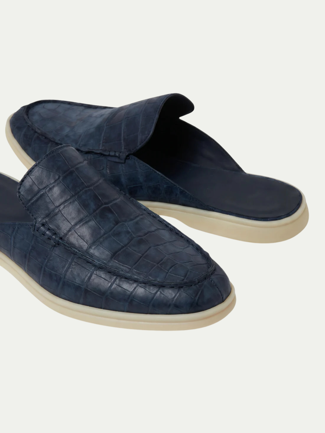 The Croco Navy Yacht Mule