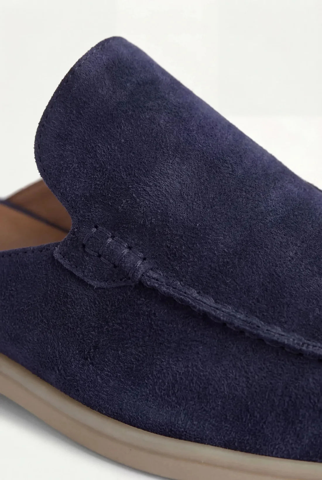 The Portofino Navy Yacht Mule