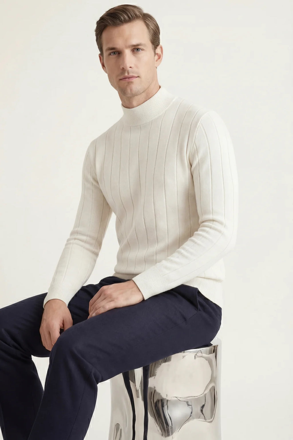 The Bolzano Wool White Turtleneck