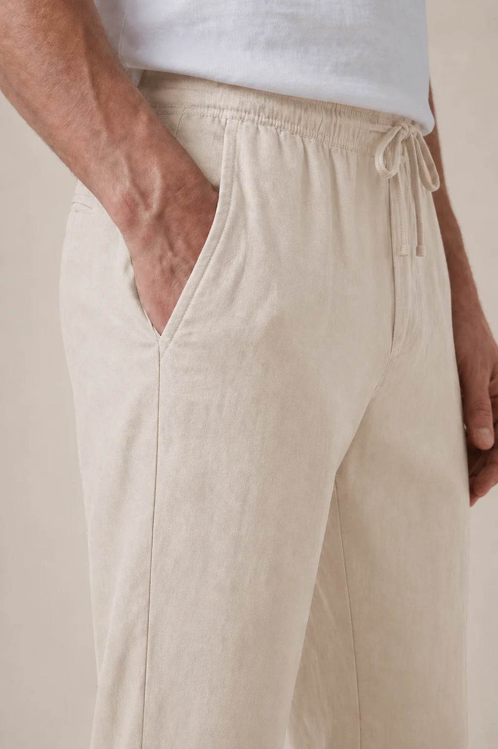 The Ostuni Linen Beige Trousers