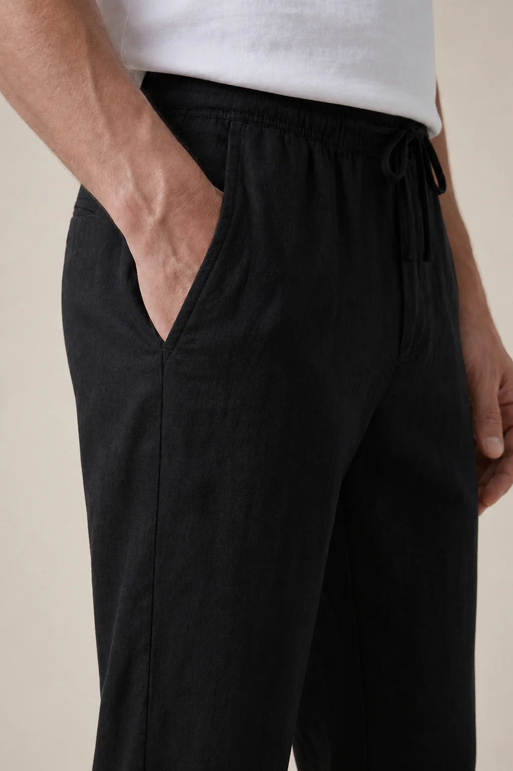 The Ostuni Linen Black Trousers