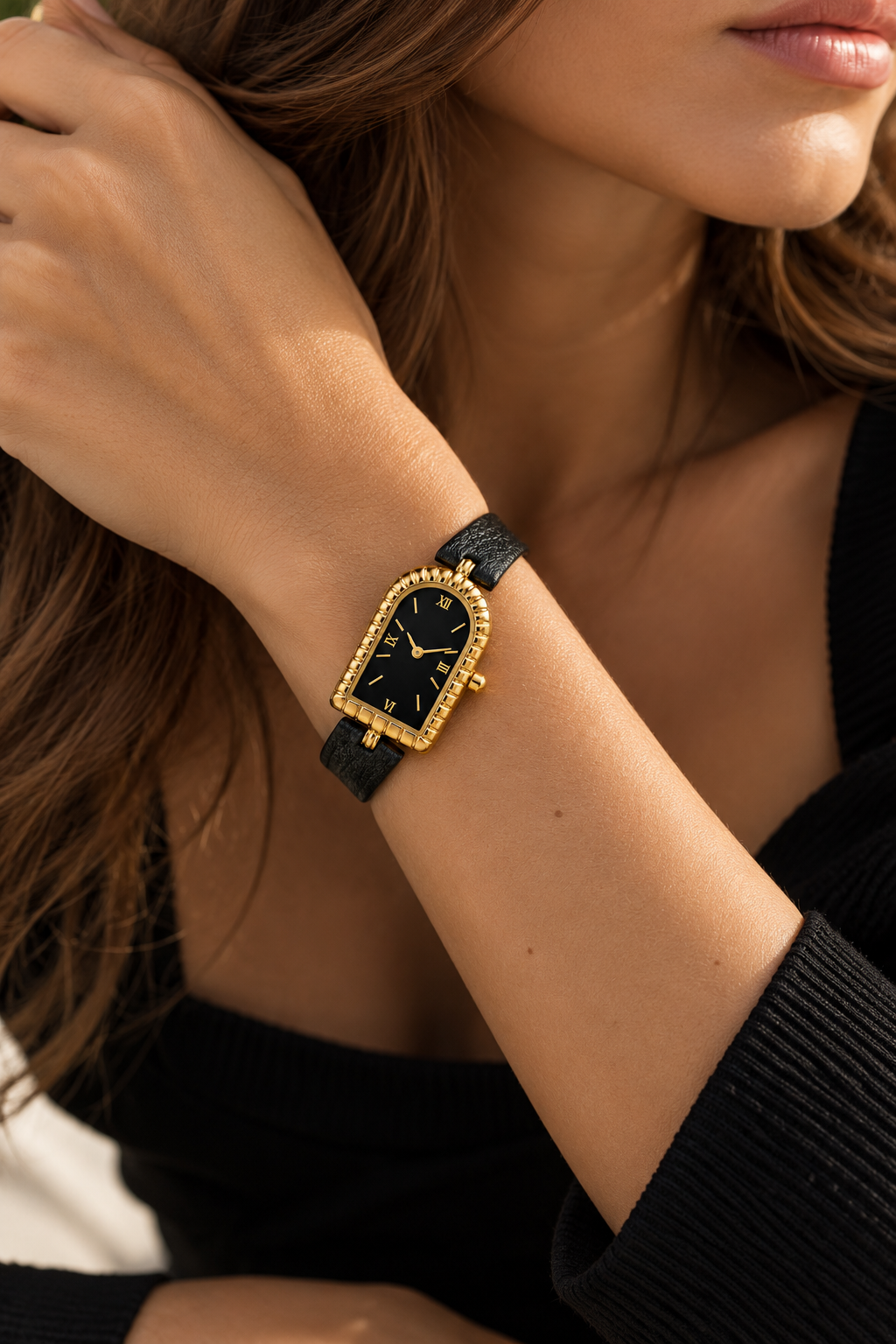 Die Amalfi-Uhr in Schwarz/Gold