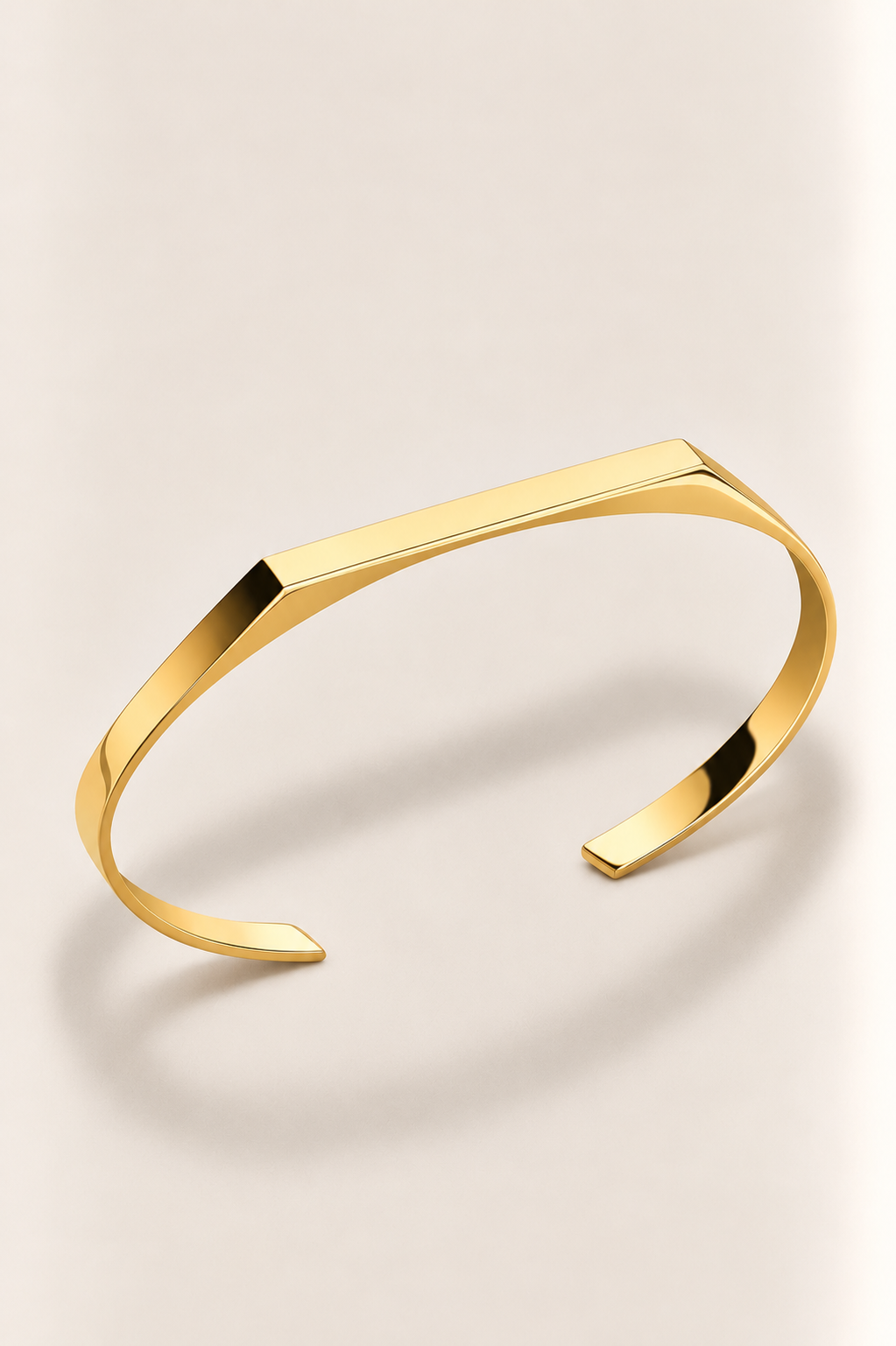 Das Aura Siegelarmband in Gold