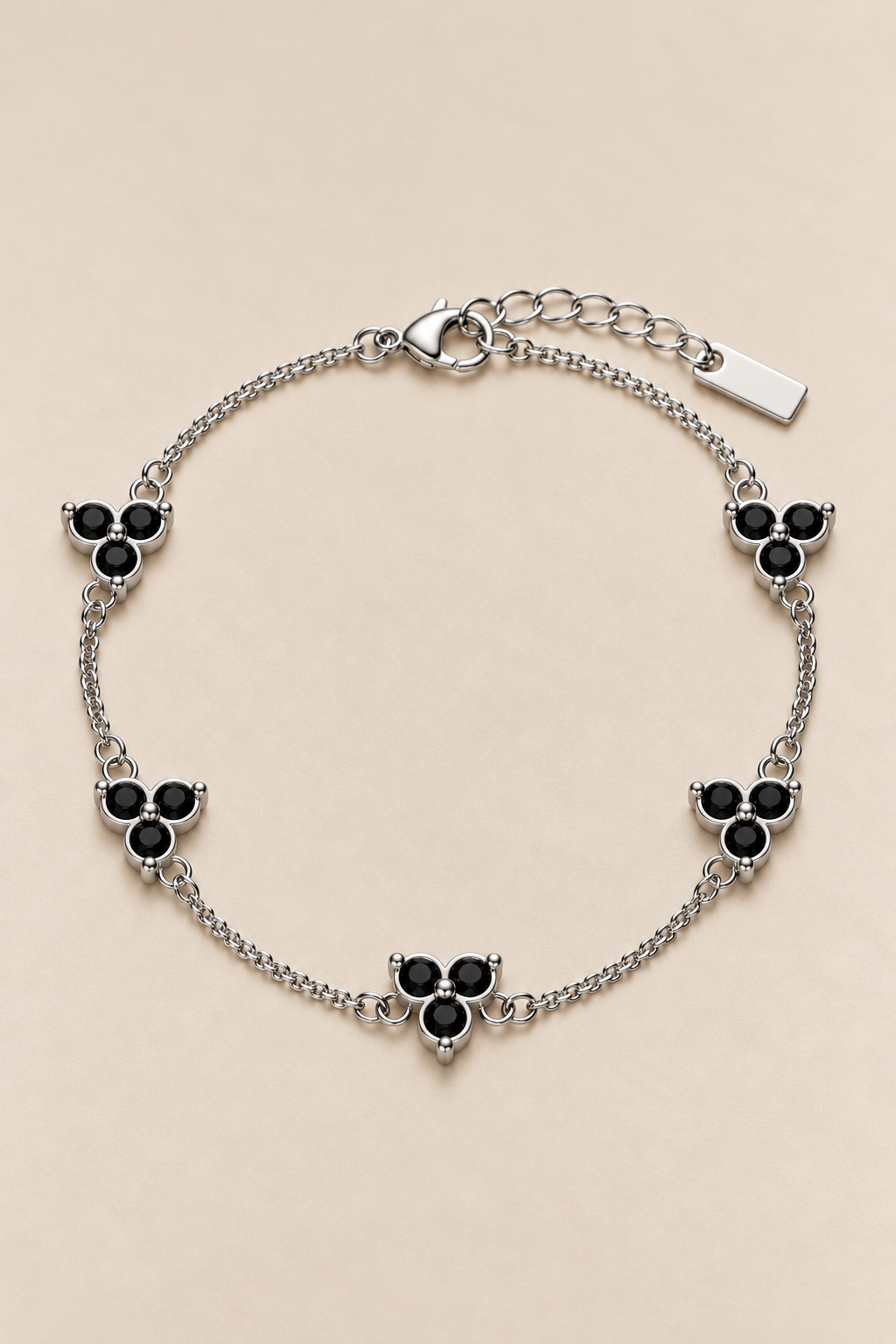 Le bracelet Monaco noir et or