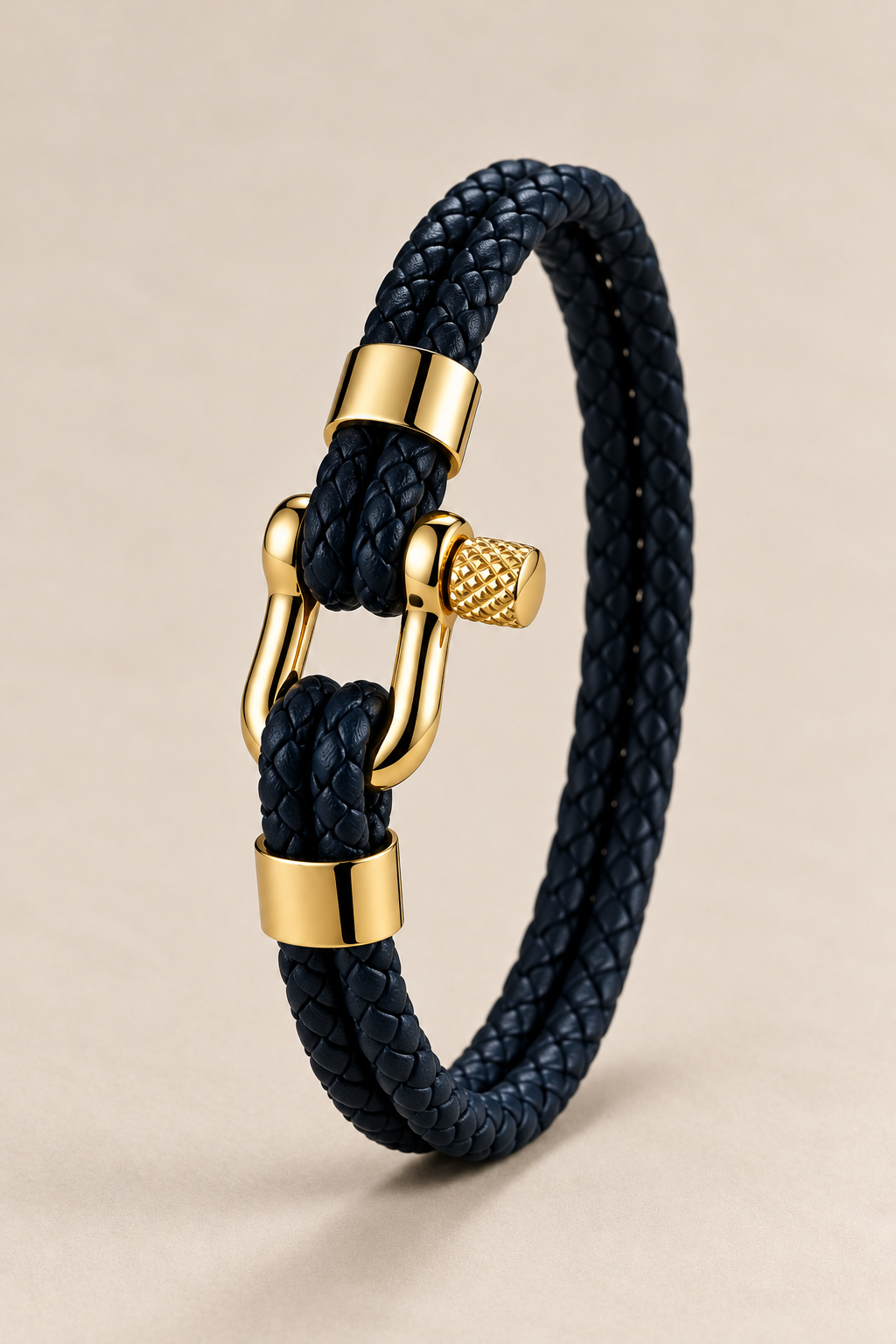 Das Anchor-Armband in Navy und Gold