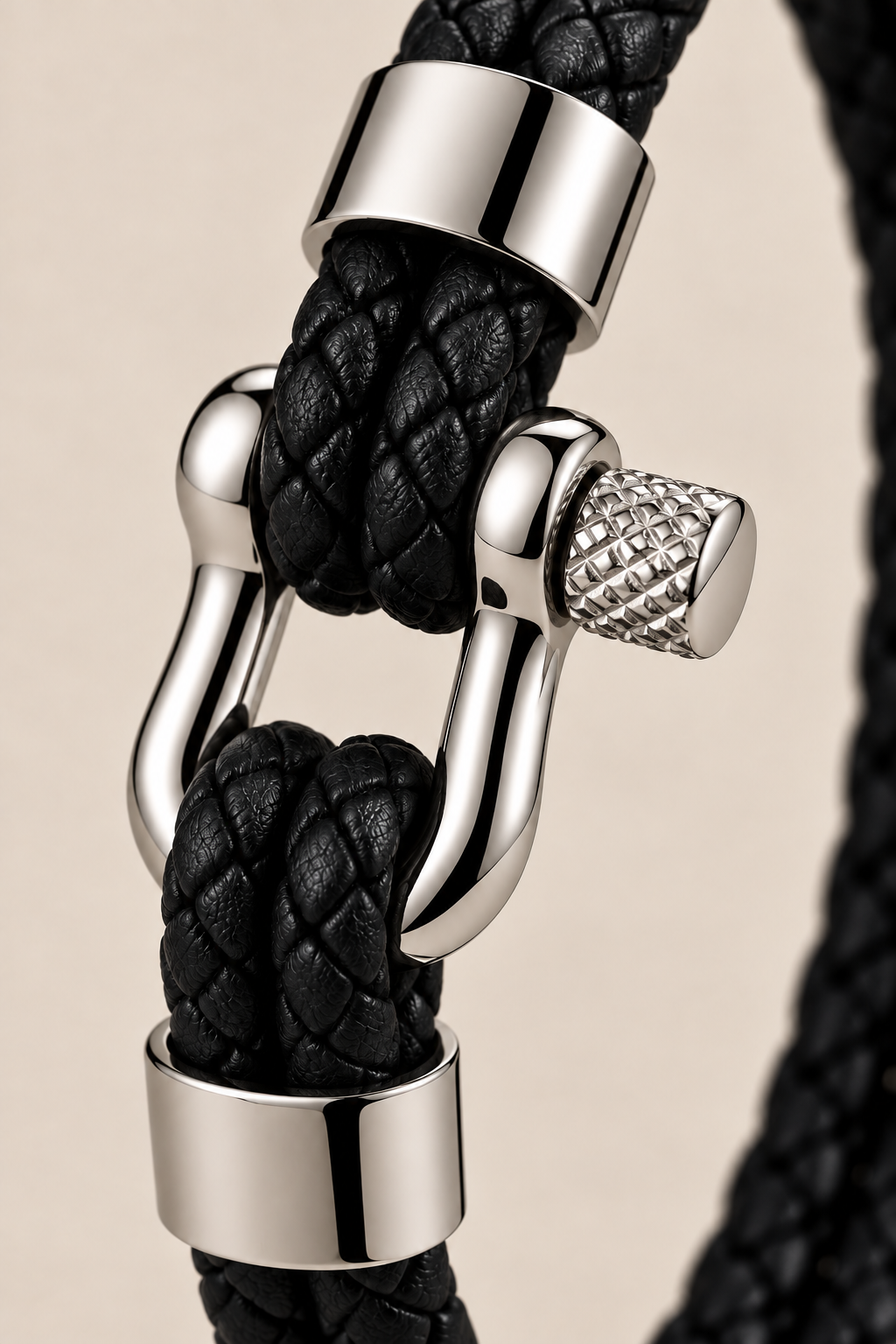 Das Anchor-Armband in Schwarz/Silber